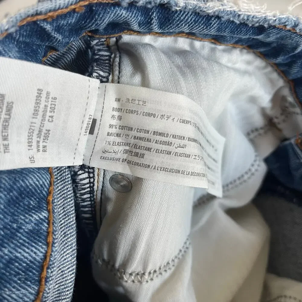 Abercrombie High Rise The Mom Short Denim Cutoff Shorts - Size 28/6 - Picture 4 of 4
